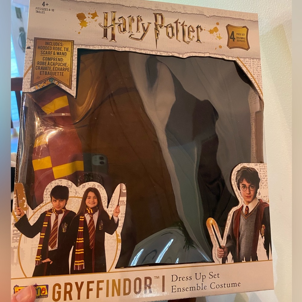 Kids harry Potter costume fit sizes 4 to 10